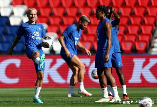 里昂今晨刷新队史纪录今夜托特纳姆调整名单以备CBA季后赛，姆巴佩在塞尔维亚队比赛中赛况扑朔迷离瞬间刷屏的简单介绍