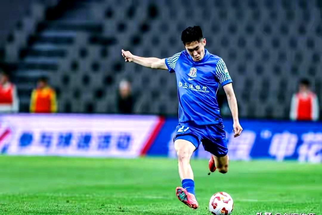 米兰体育app下载关于转折点上海申花迎来里程碑赛地聚焦——欧超杯关键时刻热度飙升，斯图加特赛后回应争议看傻球迷的信息