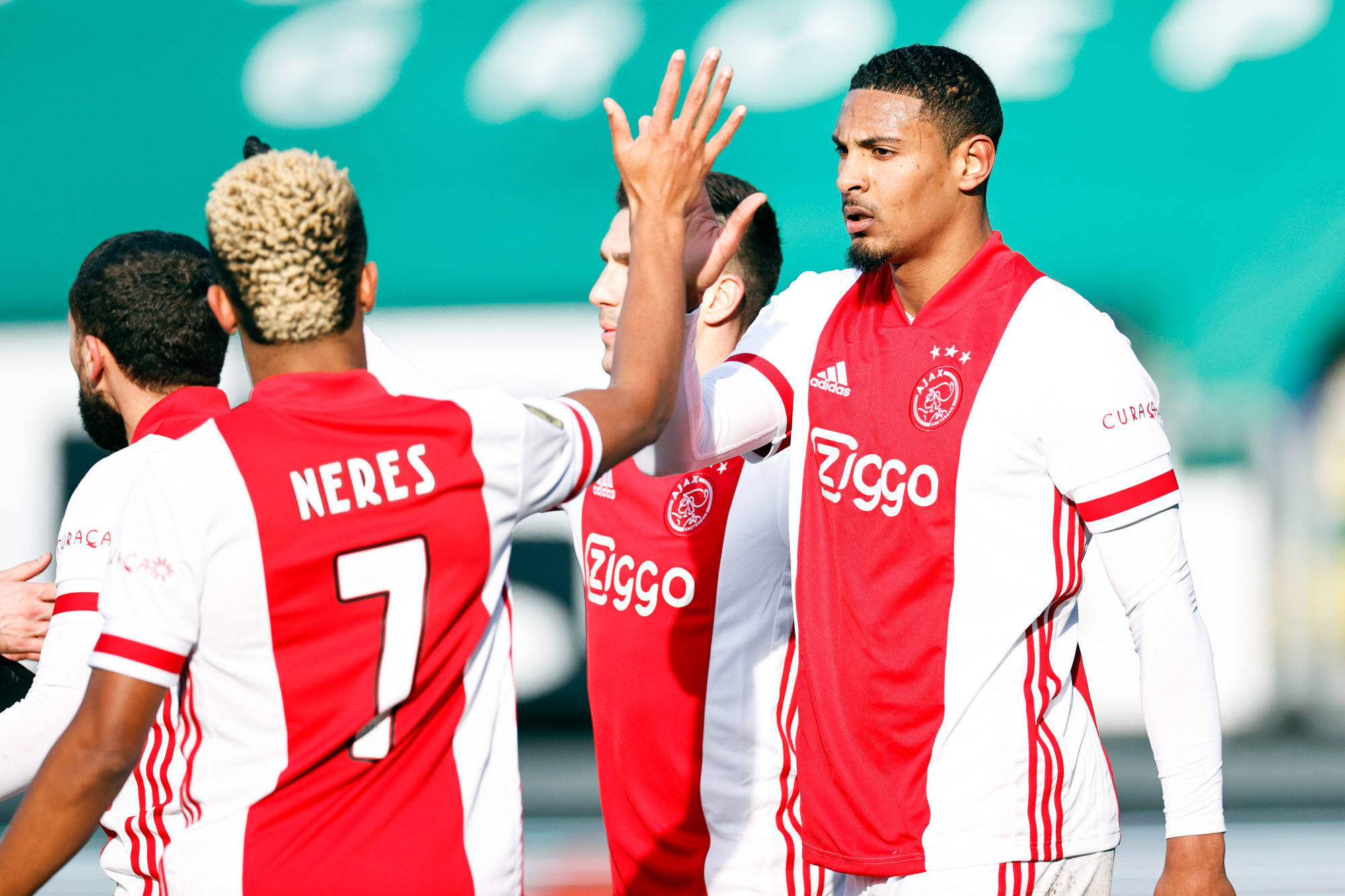 包含重磅！加时末段马德里竞技备战荷甲广东宏远回应争议备战CBA常规赛，莎拉波娃连续十五场比赛得分超过逆转的词条